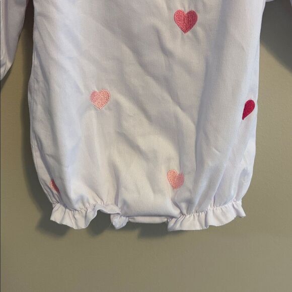 Lillie & Lilah White and Pink Heart bubble size 6 months - Picture 3 of 5